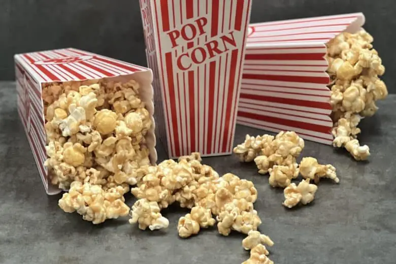 Easy Caramel Corn