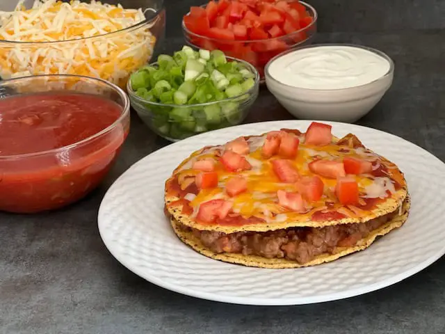 Copycat Mexican Pizza