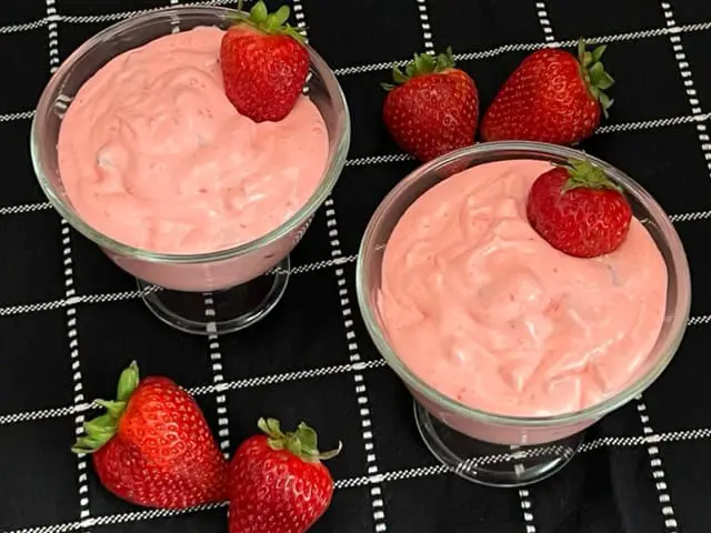 Strawberry Cheesecake Jell-O Salad