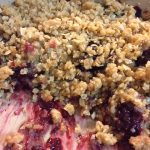 Sweet Blackberry Crisp is so good and easy to put together. You will love the blackberries with the warm oatmeal and brown sugar mixture on top! #Cobbler #BerryCrisp #EasyDessert
