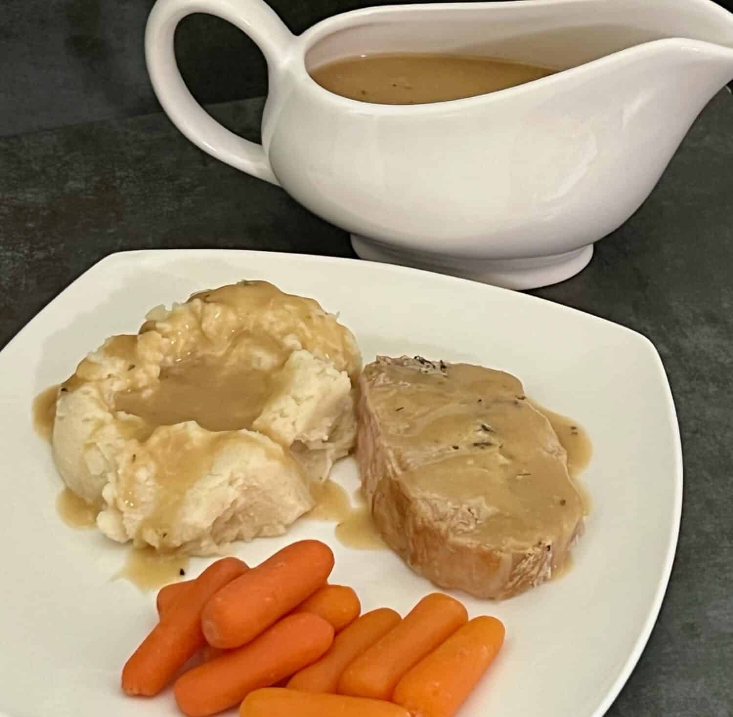 Seasoned Pork Loin with Gravy