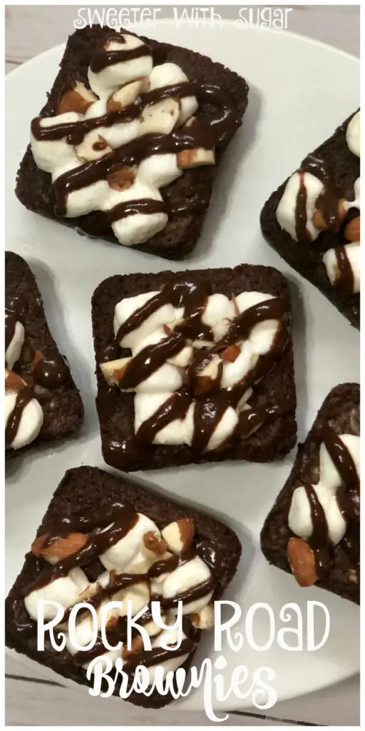 Rocky Road Brownies are perfect with a brownie pan. They are easy to make and topped with marshmallows, almonds and chocolate. #Brownies #RockyRoadRecipes #EasyDesserts #RockyRoadBrownies