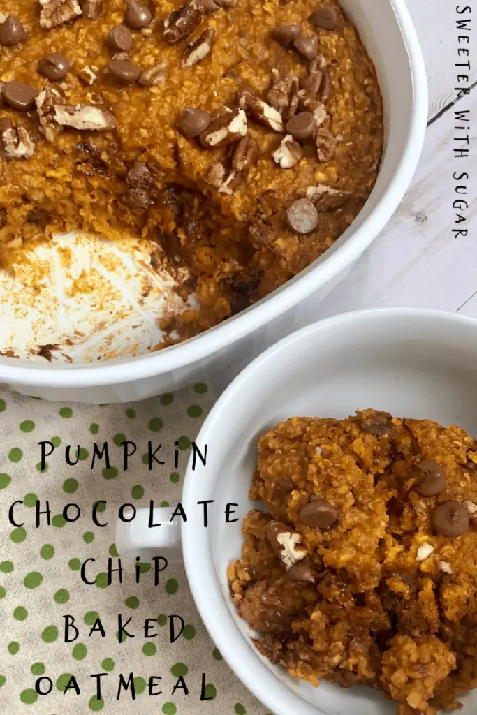 Pumpkin Chocolate Chip Baked Oatmeal is a quick and easy breakfast recipe. It will be a baked oatmeal fall favorite. #BakedOatmeal #Breakfast #EasyRecipes #PumpkinChocolateChip #PumpkinRecipes