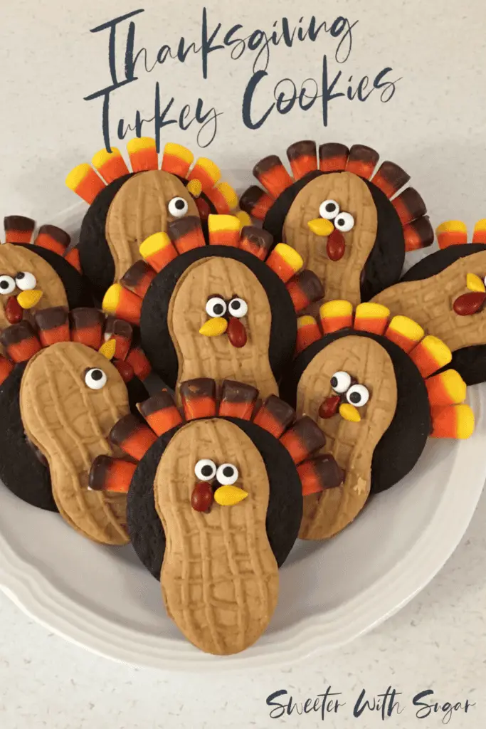 Thanksgiving Turkey Cookies are a fun snack or dessert for Thanksgiving. The kids will love these adorable turkey cookies for the holiday. They are fun to make, too. #Cookies  #HolidayFavors #TurkeyCookies #Thanksgiving #HolidayIdeas #Crafts 