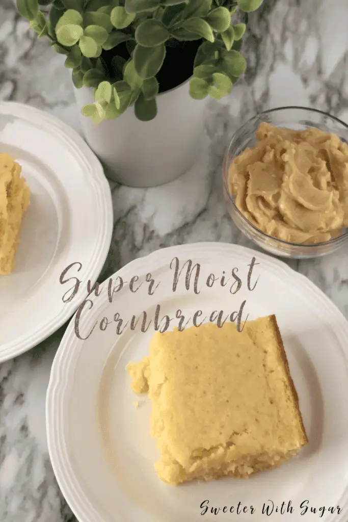 Super Moist Corn Bread is an easy to make recipe for breakfast or dinner. This cornbread goes well with chili. #CornbreadRecipes #CornMeal #Recipes #SimpleCornbread #BreakfastRecipes #DinnerRecipes #Bread #Chili