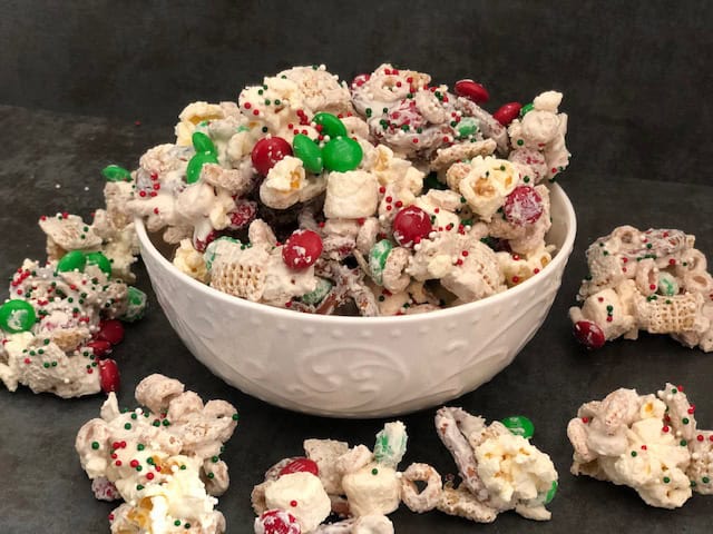 Christmas Snack Mix