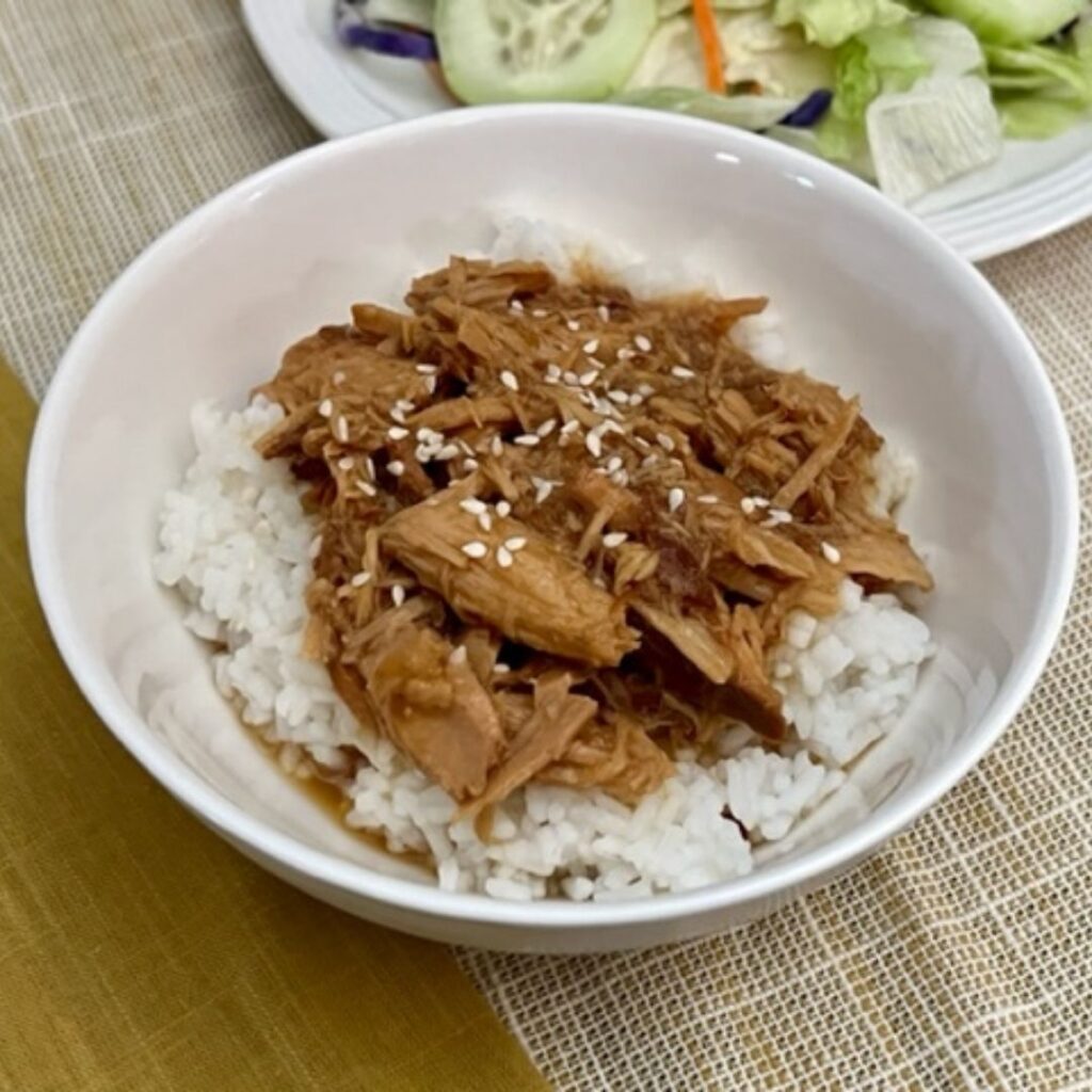 Slow Cooker Hoisin Sauce Pork Loin is an easy slow cooker dinner recipe that is made with tender flavorful pork. #SlowCookerRecipes #DinnerRecipes #EasyRecipes #PorkLoin #AsianRecipes #Pork