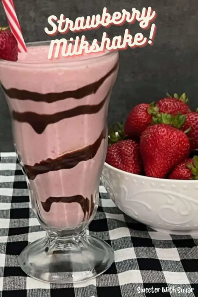 Strawberry Milkshakes are so smooth, creamy and delicious. This strawberry milkshake recipe is super easy to make and extra yummy with a bit of chocolate. It is quick to make and perfect any day of the week. #IceCream #Shakes #Strawberry #Milkshakes