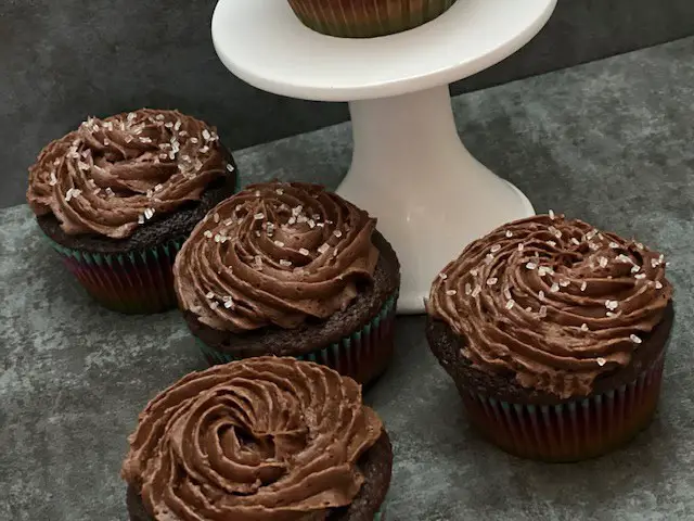 Chocolate Buttercream Frosting is sweet and chocolatey! It is easy to make and tastes great on cupcakes and cake. #ChocolateFrosting #Buttercream #CupcakeFrosting #EasyFrostingRecipe #DessertRecipes