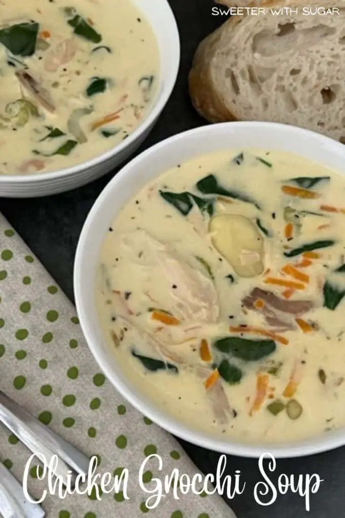 Chicken Gnocchi Soup is a delicious creamy comfort food recipe. This soup is filled with chicken, veggies and potato gnocchi. #OliveGardenCopyCatRecipes #SoupRecipes #Chicken #DinnerRecipes #Soup #ChickenSoup #CreamSoups