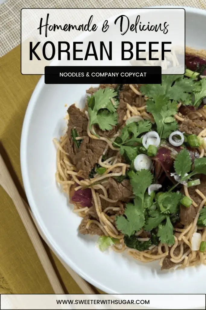 Korean Beef is a delicious dinner recipes made with beef, cabbage, spinach and a Gochujang sauce, #BeefRecipes #AsianRecipes #DinnerIdeas #CopycatRecipes #CopycatNoodlesAndCompanyRecipe