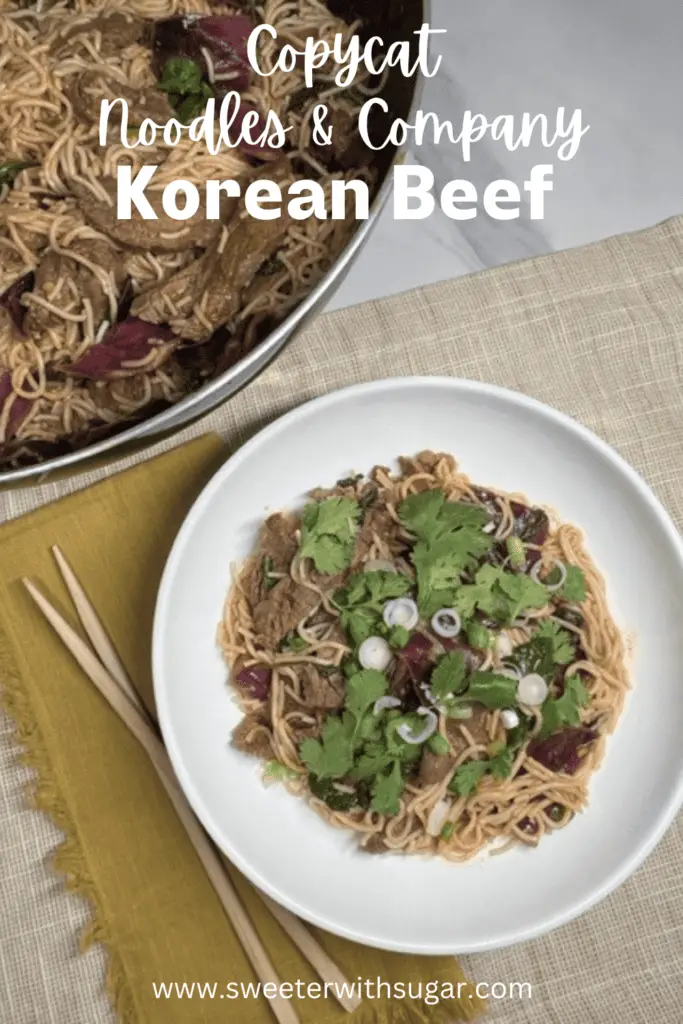 Korean Beef is a delicious dinner recipes made with beef, cabbage, spinach and a Gochujang sauce, #BeefRecipes #AsianRecipes #DinnerIdeas #CopycatRecipes #CopycatNoodlesAndCompanyRecipe