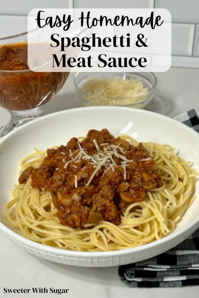 Homemade Spaghetti Sauce with meat is delicious! This is an easy to make classic recipe for pasta sauce. #MeatSauce #SpaghettiSauce #EasyDInnerRecipes #ItalianSauces 