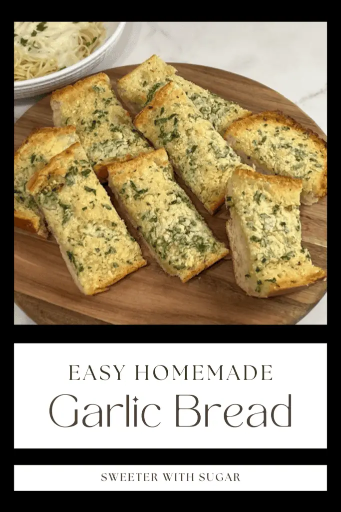 Garlic Bread is a simple and delicious Italian side for pastas, pizzas, lasagna and more. This easy recipe will be one you make over and over again. #GarlicBread #EasySides #ItalianSideRecipes #GarlicCheeseBread #Sides