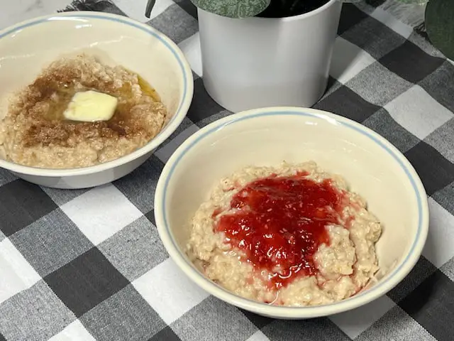 Easy Oatmeal-Sweeter With Sugar