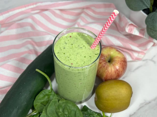 Green Breakfast Protein Smoothie